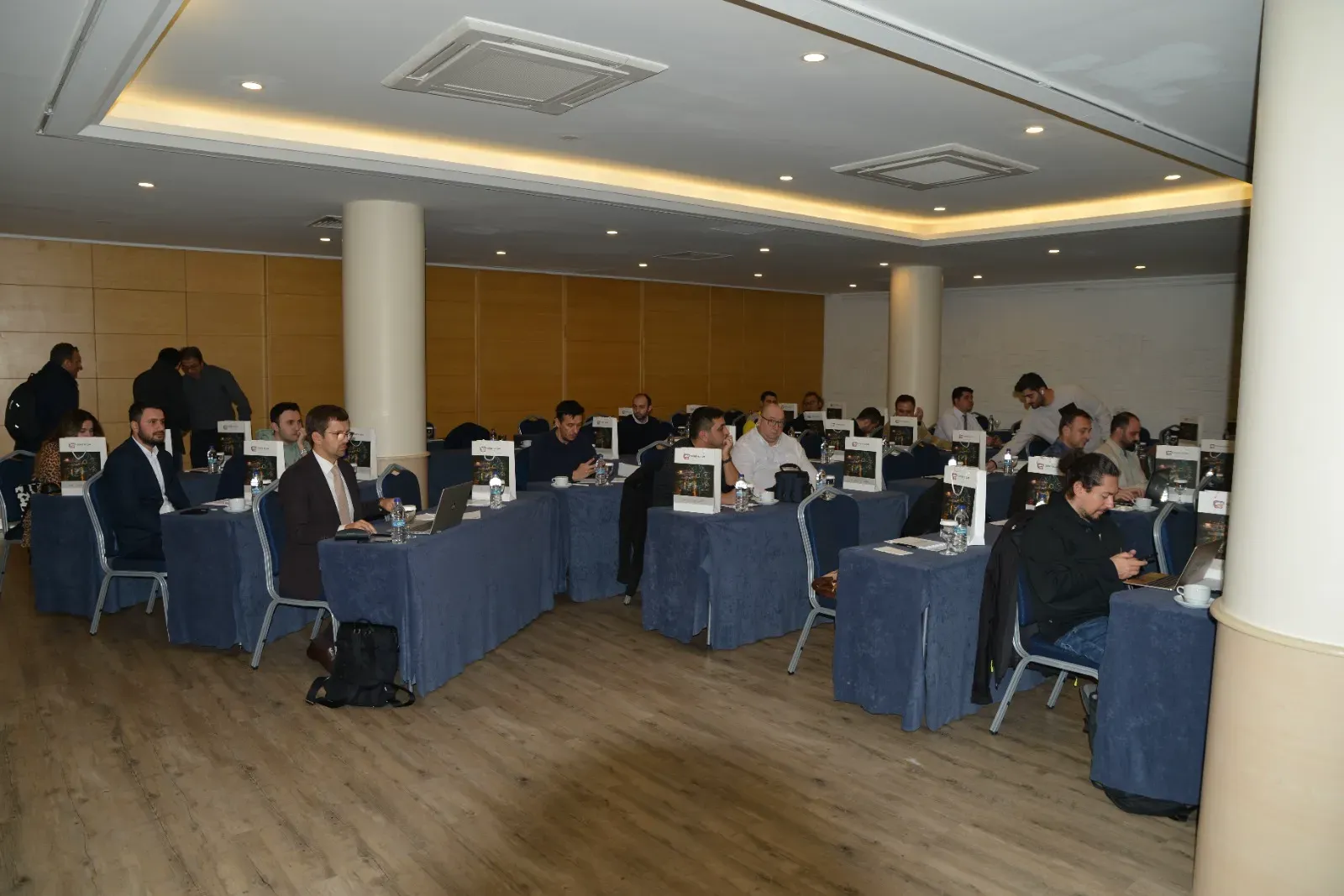 Meeting with IT Leaders at Istanbul Topkapı HolidayInn Hotel!