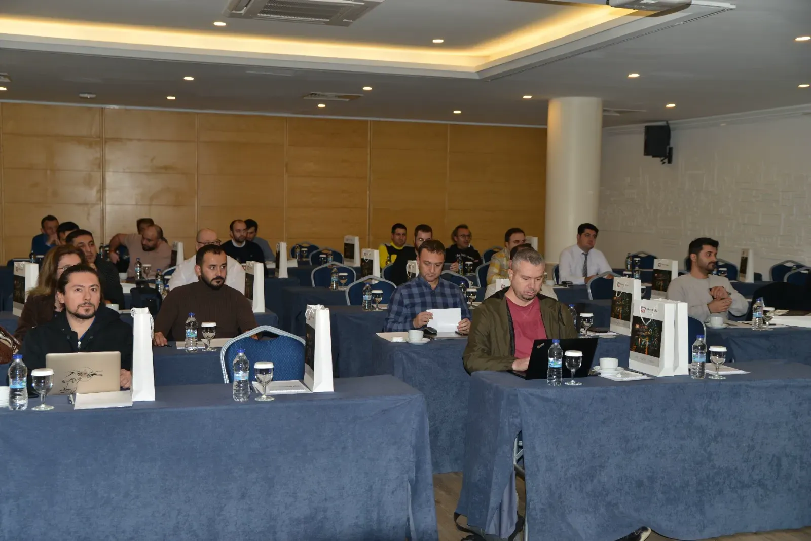 Meeting with IT Leaders at Istanbul Topkapı HolidayInn Hotel!